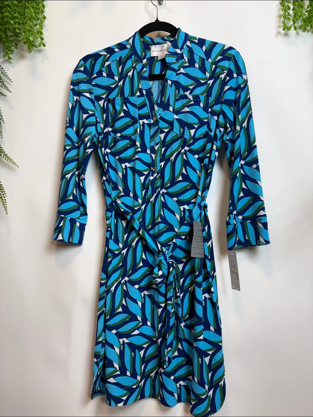 Donna Morgan Blue and Green Midi Dress